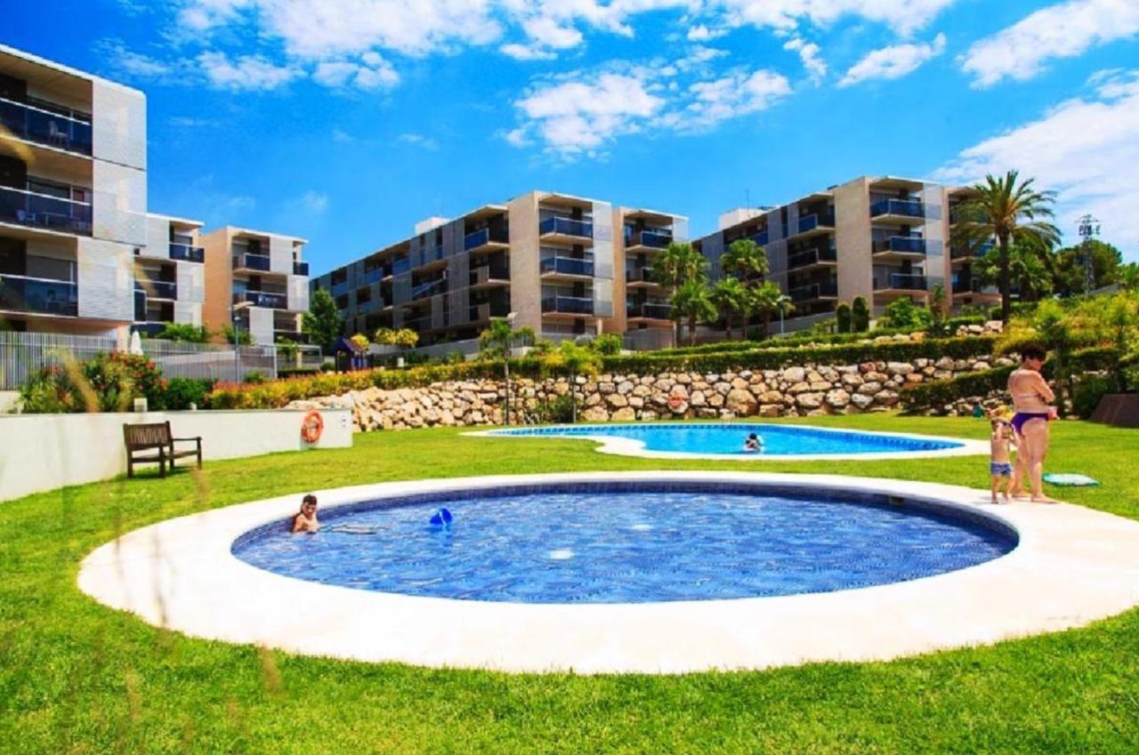 Paradise Village Hogaristic Salou Exterior foto